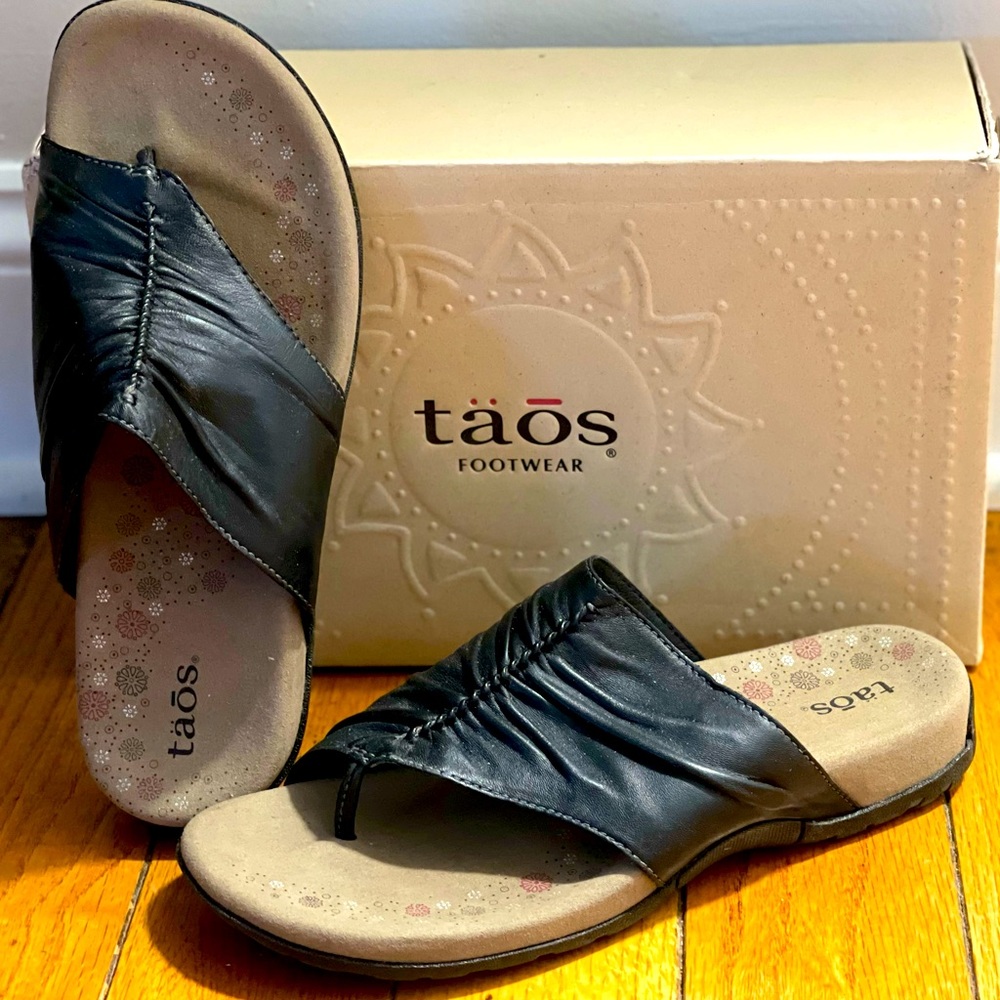 Taos Gift-2 Sandal Size 8